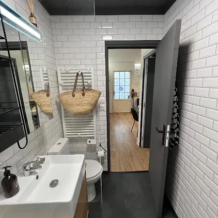 Le Cosy Intra - Appt Cocon Parking Prive Apartment